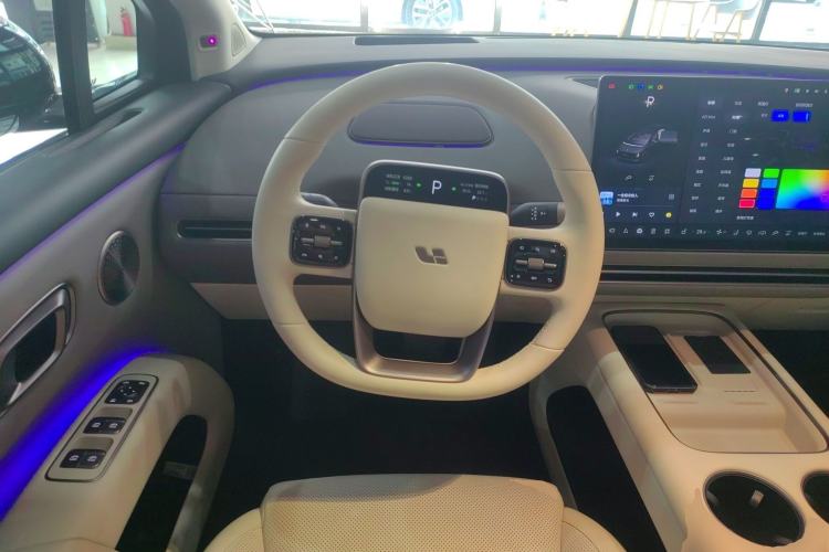 Used Li Auto i8 2025 Model Standard Version Steering Wheel