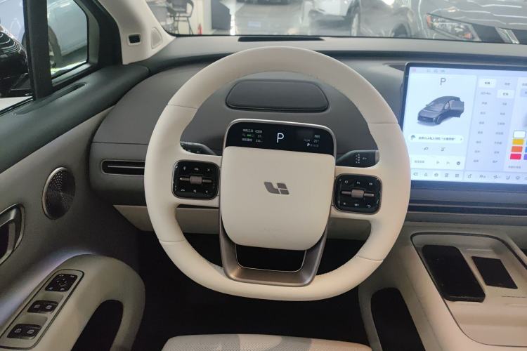 Used Li Auto i8 2025 Model Standard Version Steering Wheel