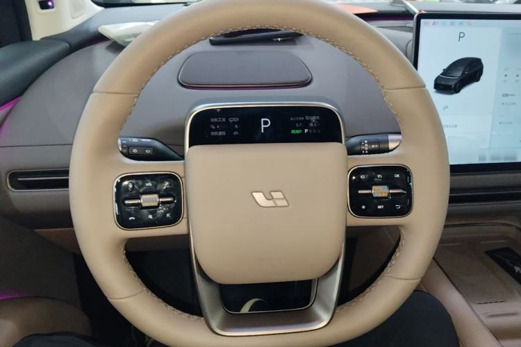 Used Li Auto i8 2025 Model Standard Version Steering Wheel