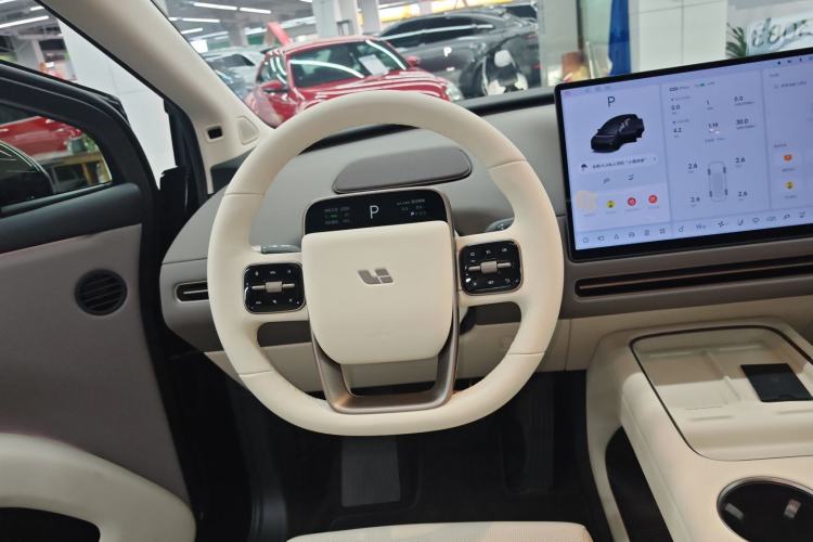 Used Li Auto i8 2025 Model Standard Version Steering Wheel