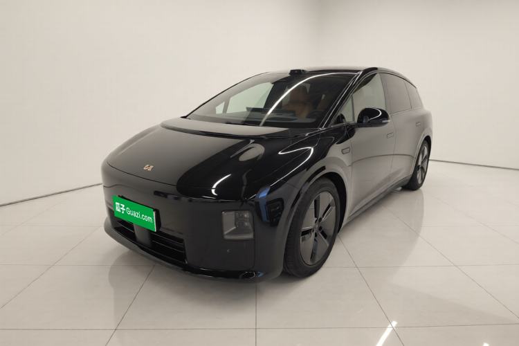 Li Auto i8 2025 Model Standard Version