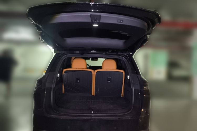 Used Li Auto i8 2025 Model Standard Version Trunk