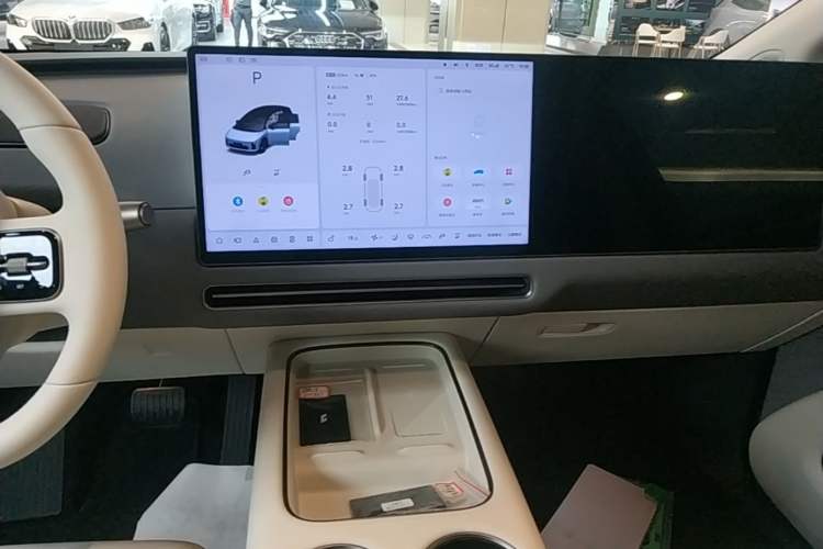 Used Li Auto i8 2025 Model Standard Version Audio And AC Panel