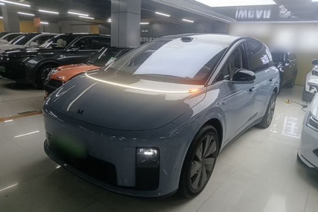 Used Li Auto i8 2025 Model Standard Version