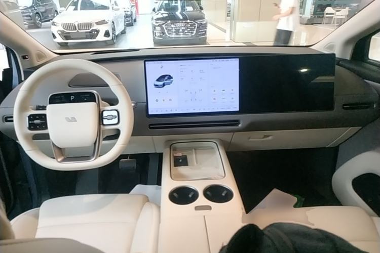 Used Li Auto i8 2025 Model Standard Version Center Console