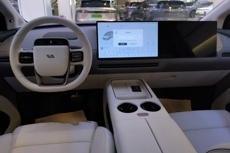 Used Li Auto i8 2025 Model Standard Version Center Console