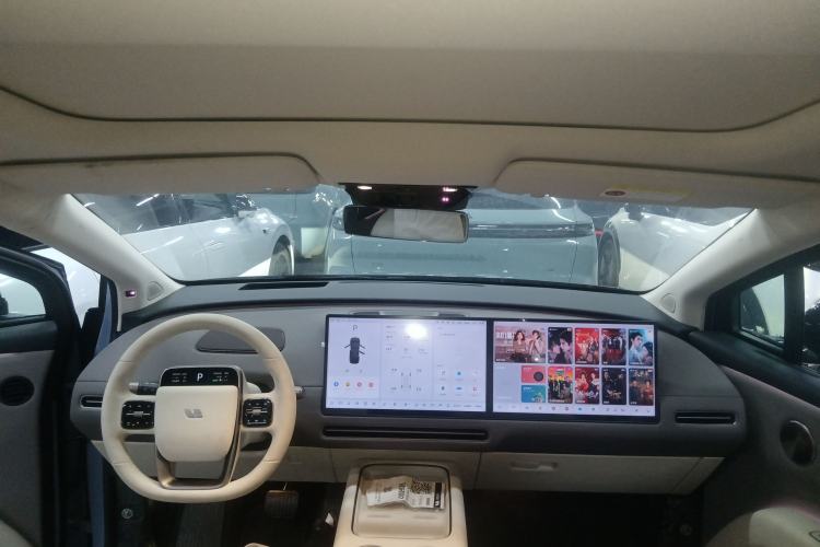 Used Li Auto i8 2025 Model Standard Version Center Console