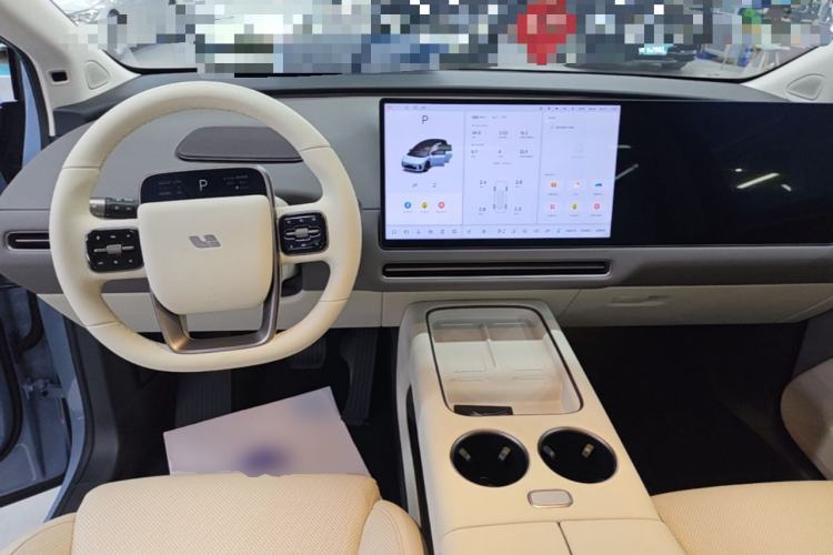 Used Li Auto i8 2025 Model Standard Version Center Console