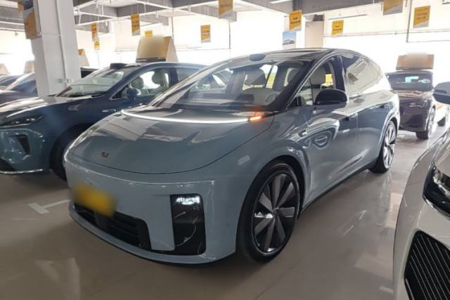Used Li Auto i8 2025 Model Standard Version
