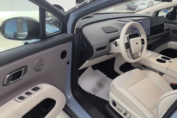 Used Li Auto i8 2025 Model Standard Version Driver Seat