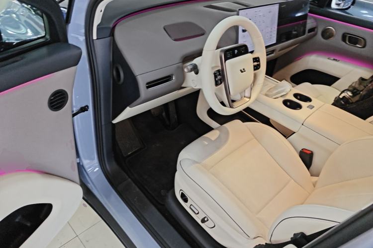 Used Li Auto i8 2025 Model Standard Version Driver Seat