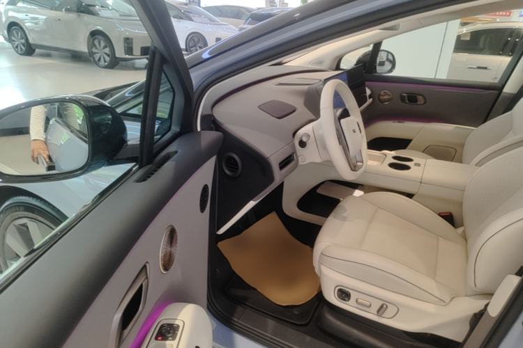 Used Li Auto i8 2025 Model Standard Version Driver Seat