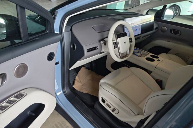 Used Li Auto i8 2025 Model Standard Version Driver Seat