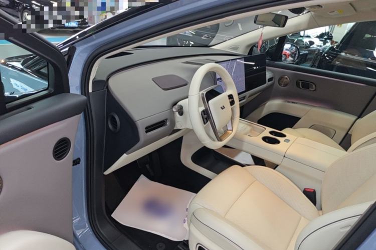 Used Li Auto i8 2025 Model Standard Version Driver Seat