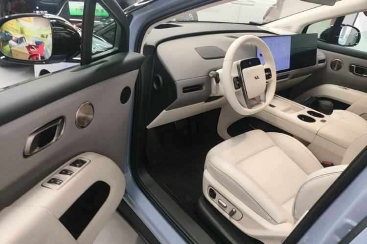Used Li Auto i8 2025 Model Standard Version Driver Seat