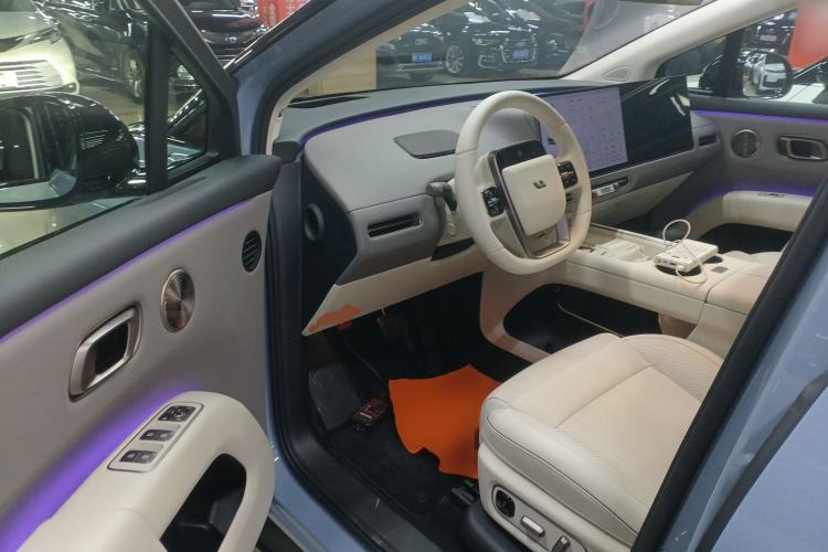 Used Li Auto i8 2025 Model Standard Version Driver Seat