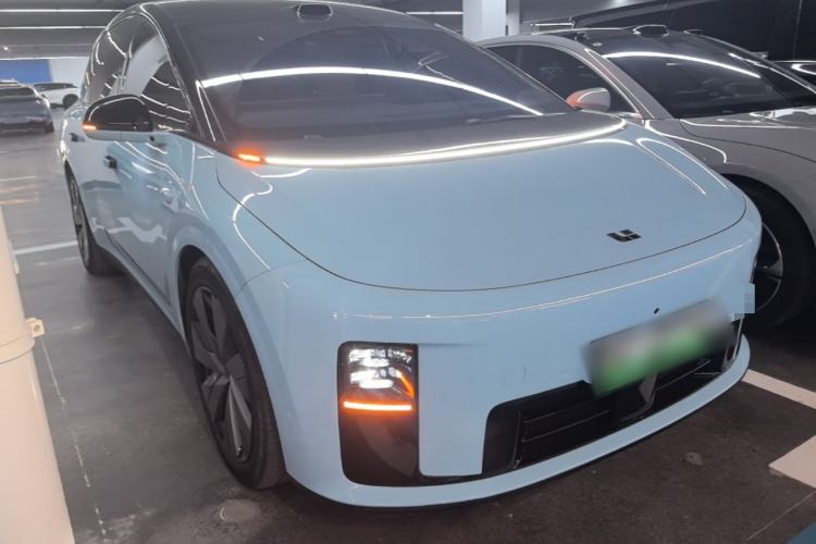 Used Li Auto i8 2025 Model Standard Version Exterior 1