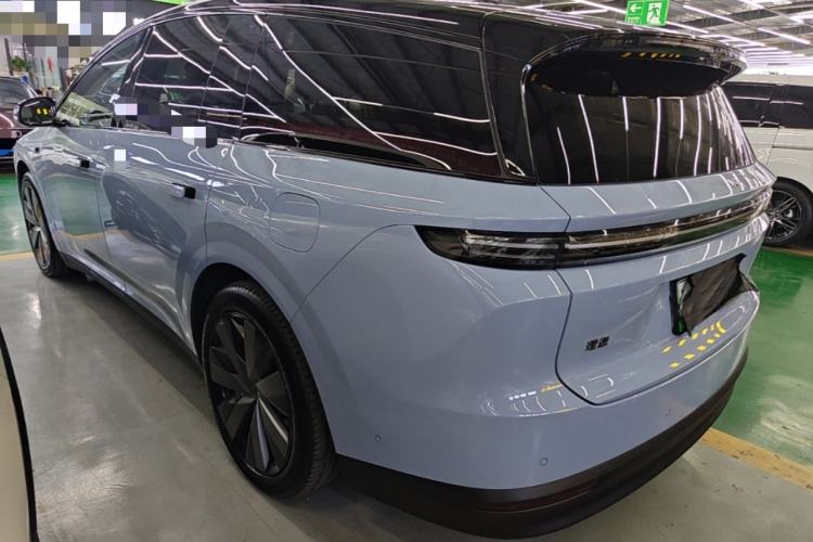 Used Li Auto i8 2025 Model Standard Version Exterior 2