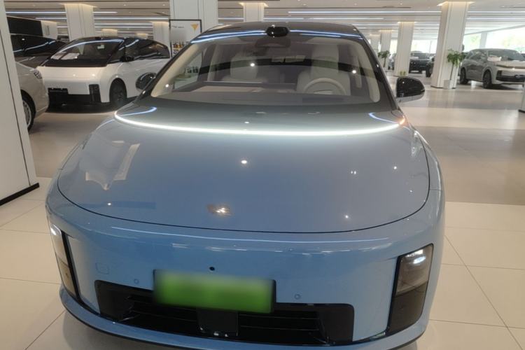 Used Li Auto i8 2025 Model Standard Version Front