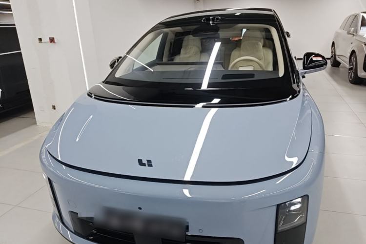 Used Li Auto i8 2025 Model Standard Version Front