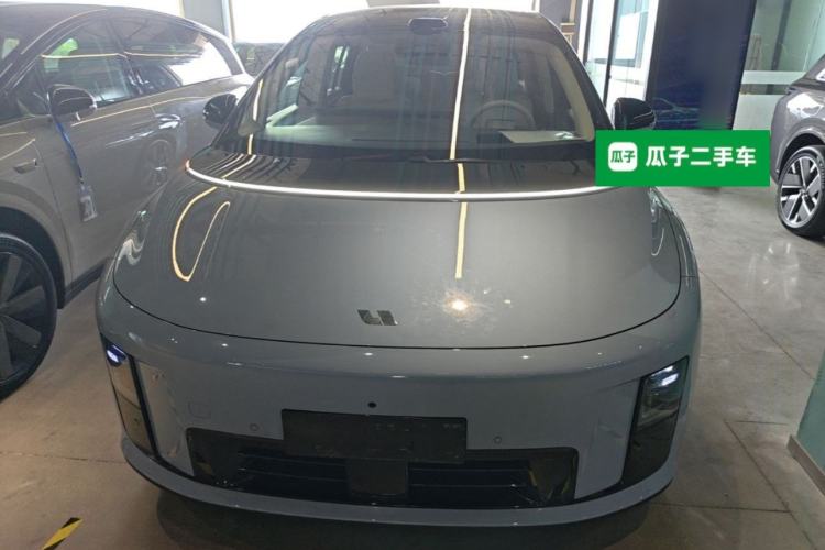 Used Li Auto i8 2025 Model Standard Version Front