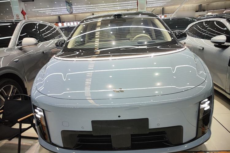 Used Li Auto i8 2025 Model Standard Version Front