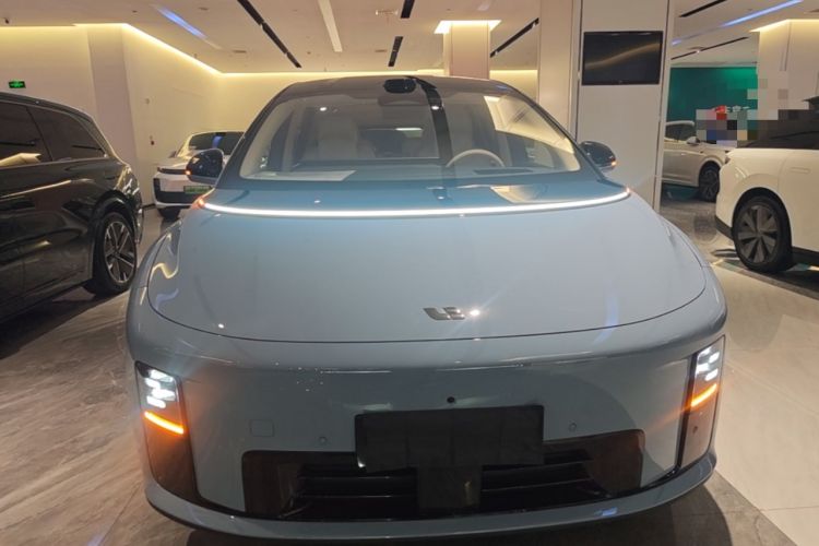 Used Li Auto i8 2025 Model Standard Version Front