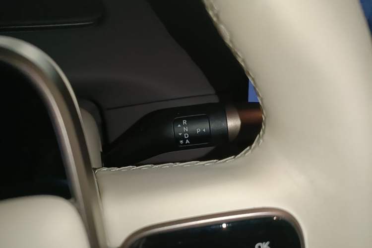 Used Li Auto i8 2025 Model Standard Version Gear Lever