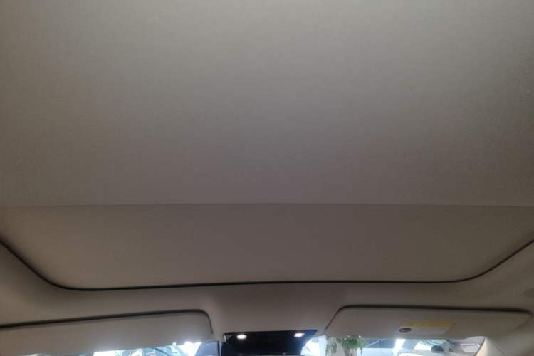 Used Li Auto i8 2025 Model Standard Version Headliner