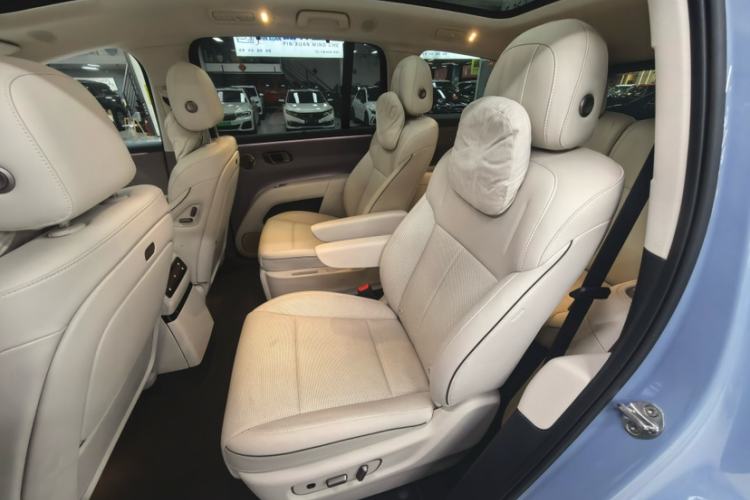 Used Li Auto i8 2025 Model Standard Version Interior 3