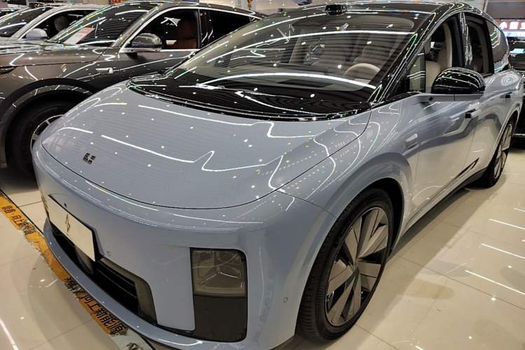 Ojetý Li Auto i8 2025 Model Standard Version Guazi used car, China used car export, Used car for sale, Used cars, Cheapest cars for sale