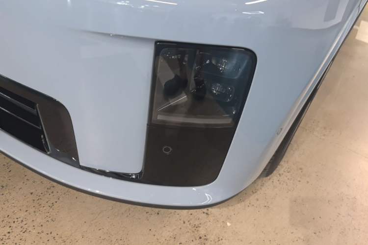 Used Li Auto i8 2025 Model Standard Version Left Front Headlight