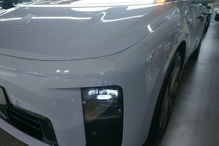 Used Li Auto i8 2025 Model Standard Version Left Front Headlight