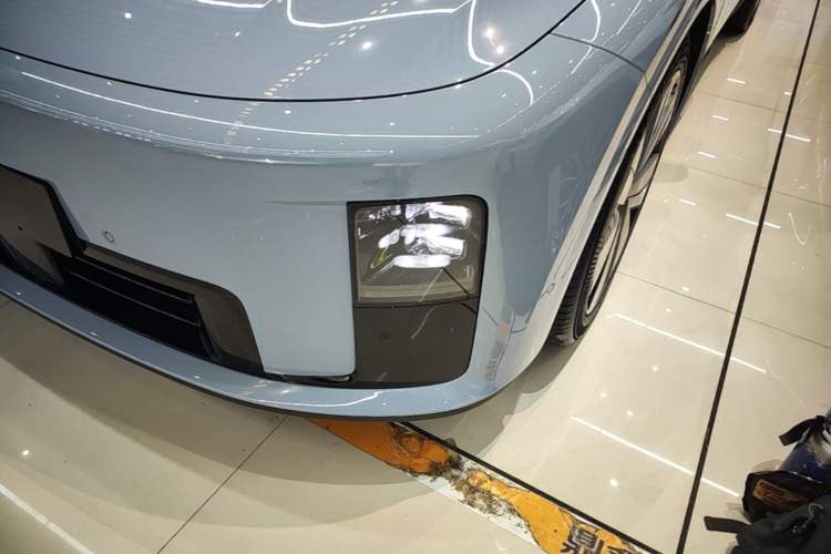 Used Li Auto i8 2025 Model Standard Version Left Front Headlight
