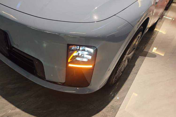 Used Li Auto i8 2025 Model Standard Version Left Front Headlight