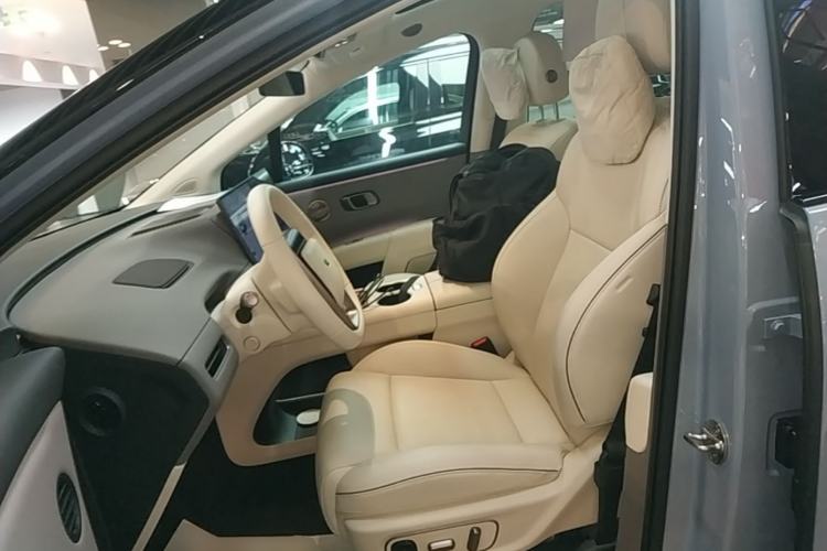 Used Li Auto i8 2025 Model Standard Version Left Front Seat