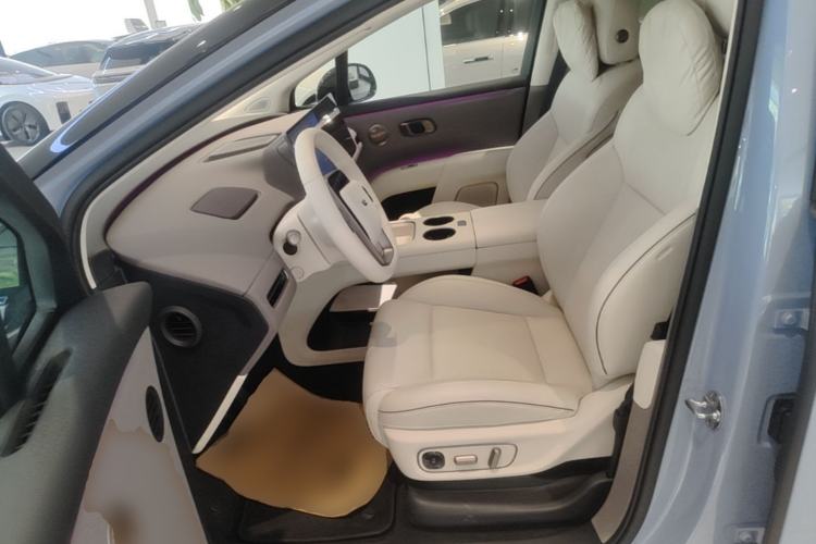 Used Li Auto i8 2025 Model Standard Version Left Front Seat
