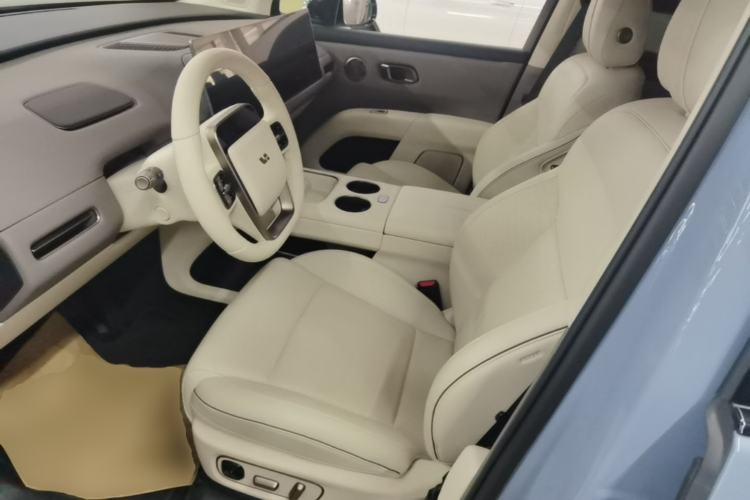 Used Li Auto i8 2025 Model Standard Version Left Front Seat