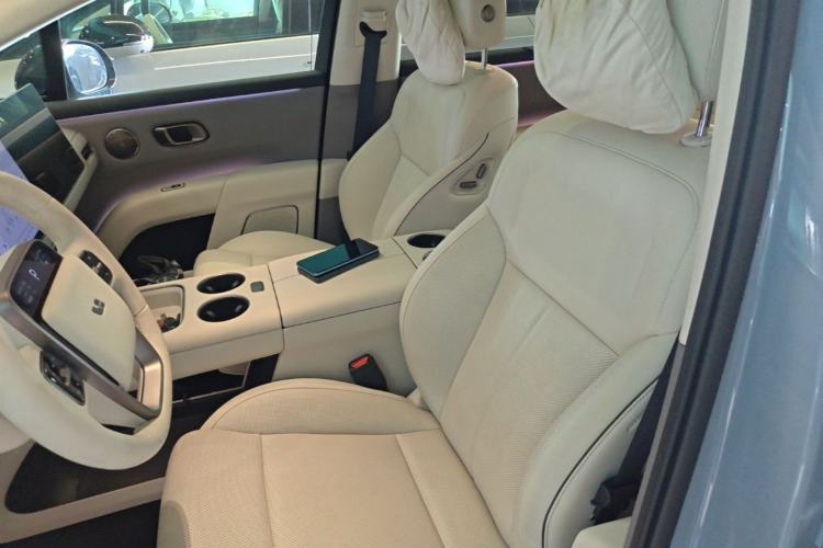Used Li Auto i8 2025 Model Standard Version Left Front Seat