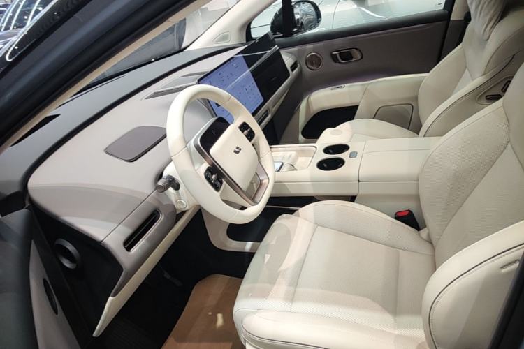 Used Li Auto i8 2025 Model Standard Version Left Front Seat