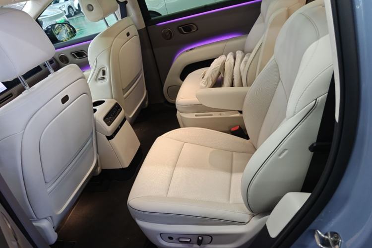 Used Li Auto i8 2025 Model Standard Version Left Rear Seat