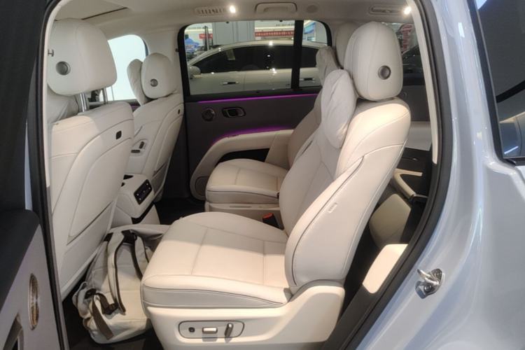 Used Li Auto i8 2025 Model Standard Version Left Rear Seat