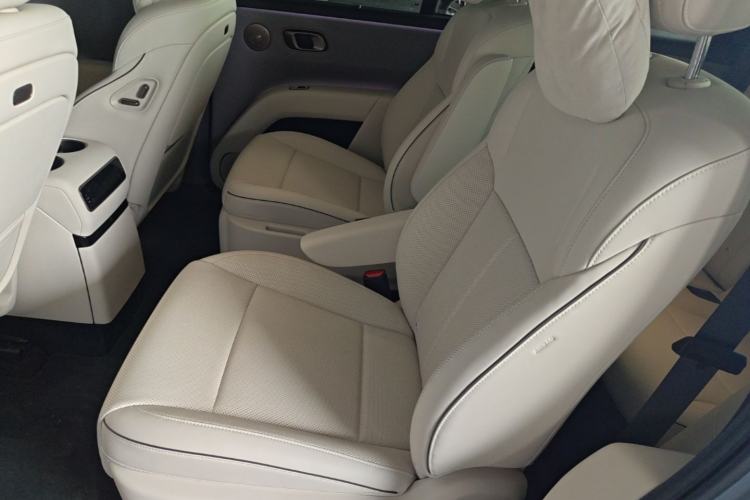 Used Li Auto i8 2025 Model Standard Version Left Rear Seat