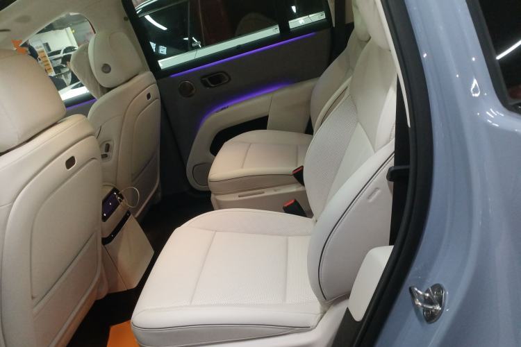 Used Li Auto i8 2025 Model Standard Version Left Rear Seat