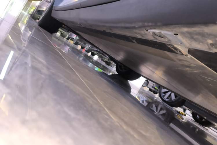 Used Li Auto i8 2025 Model Standard Version Left Side Sill
