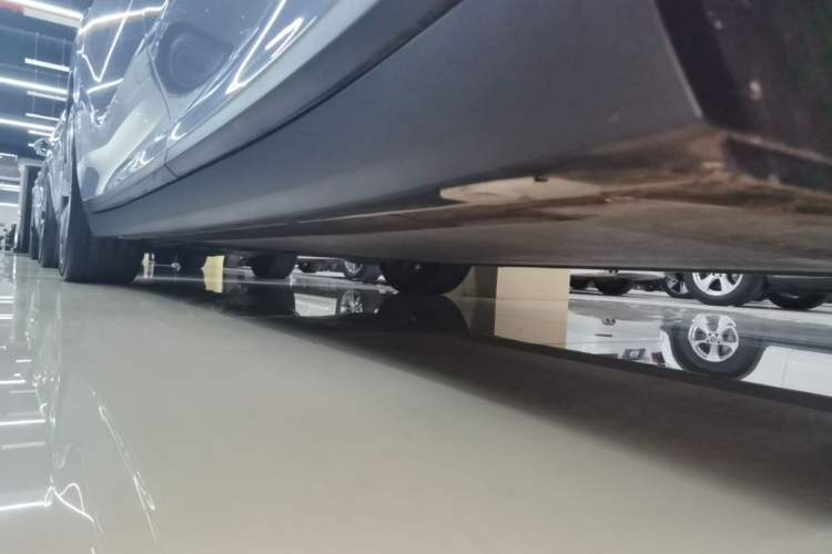 Used Li Auto i8 2025 Model Standard Version Left Side Sill