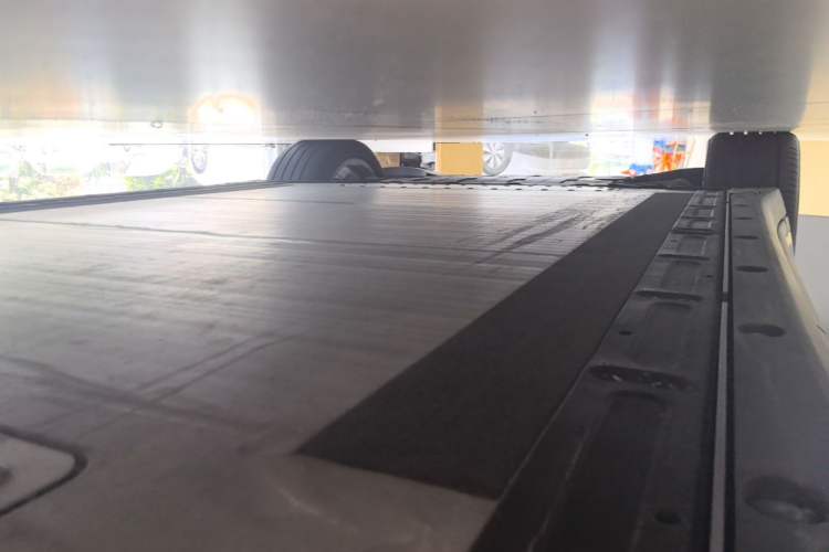 Used Li Auto i8 2025 Model Standard Version Left Side Sill