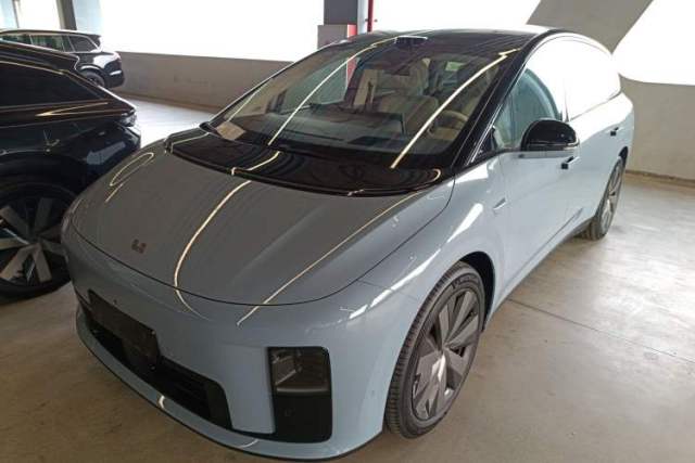 Used Li Auto i8 2025 Model Standard Version