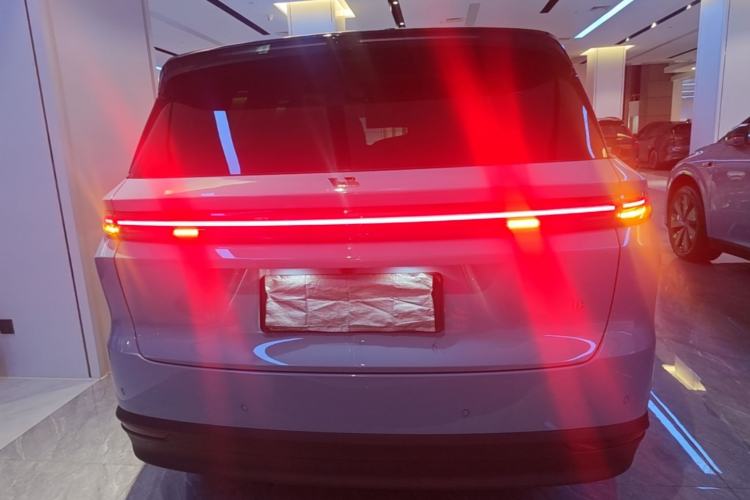 Used Li Auto i8 2025 Model Standard Version Rear