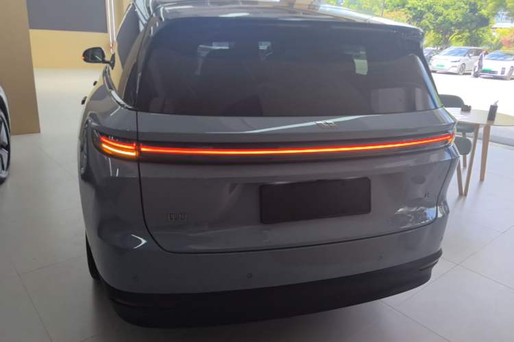 Used Li Auto i8 2025 Model Standard Version Rear